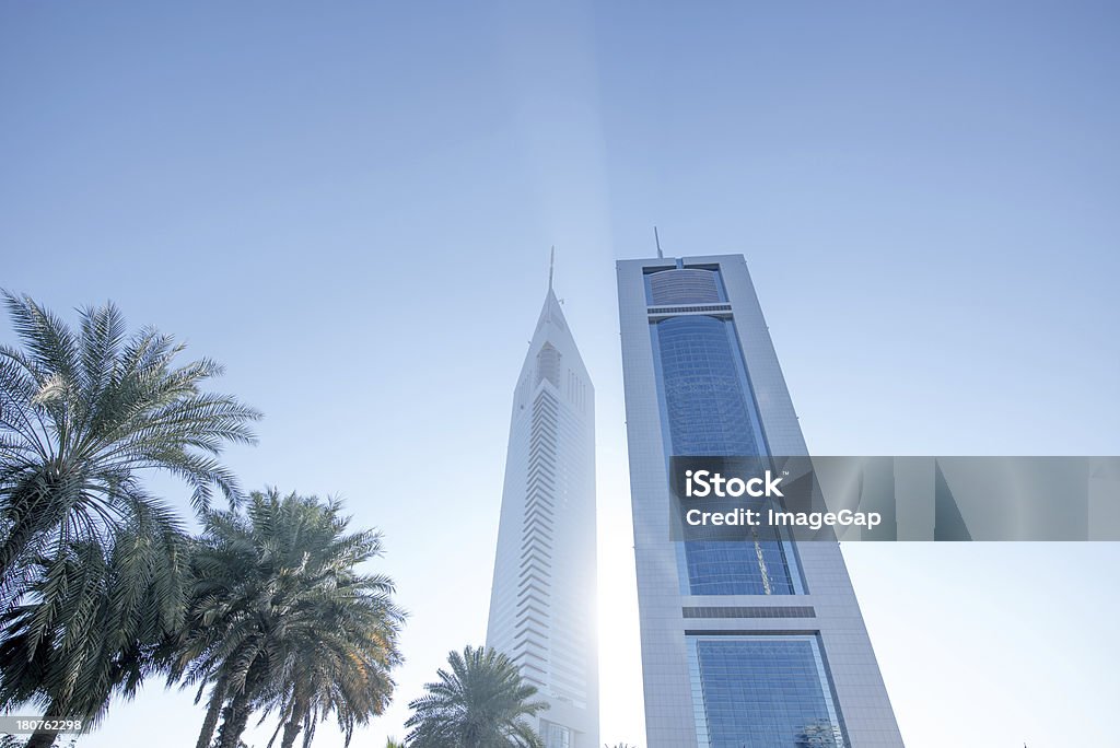 Towers und sunight - Lizenzfrei Arabische Halbinsel Stock-Foto