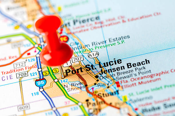 istock US capital cities on map series: Port St Lucie, FL 180762310