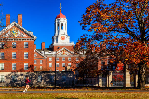 dunster house - universidade de harvard - outono - cambridge massachusetts - dunster house - fotografias e filmes do acervo