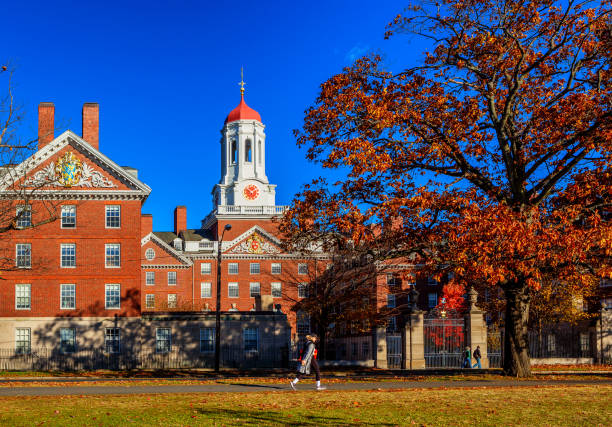 dunster house - universidade de harvard - outono - cambridge massachusetts - dunster house - fotografias e filmes do acervo