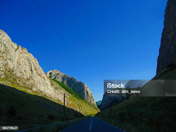 Clear Country Road Stock Photo - Download Image Now - Asphalt, Beauty In Nature, Blue