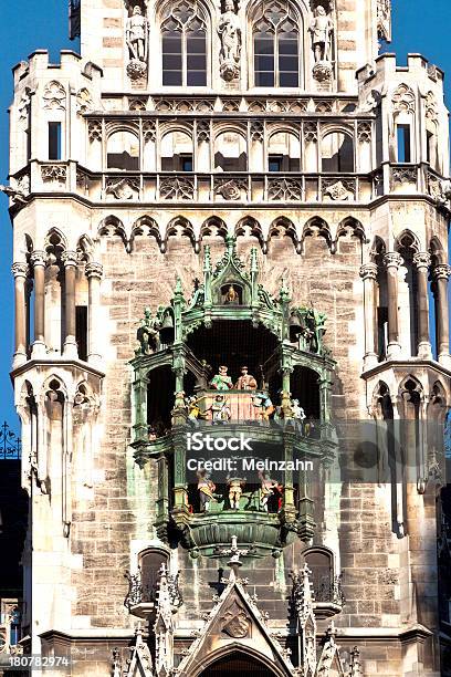 Glockenspiel En Munich City Hall Foto de stock y más banco de imágenes de Alemania - Alemania, Antiguo, Arquitectura