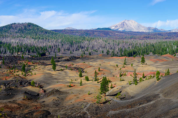 dunas pintado colorido - mt lassen imagens e fotografias de stock