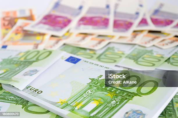 De Cien Euros Foto de stock y más banco de imágenes de Actividades bancarias - Actividades bancarias, Ahorros, Billete de banco