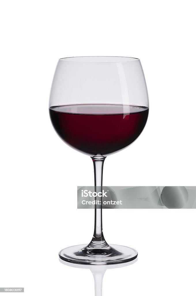 Verre à vin rouge isolé sur fond blanc - Photo de Alcool libre de droits