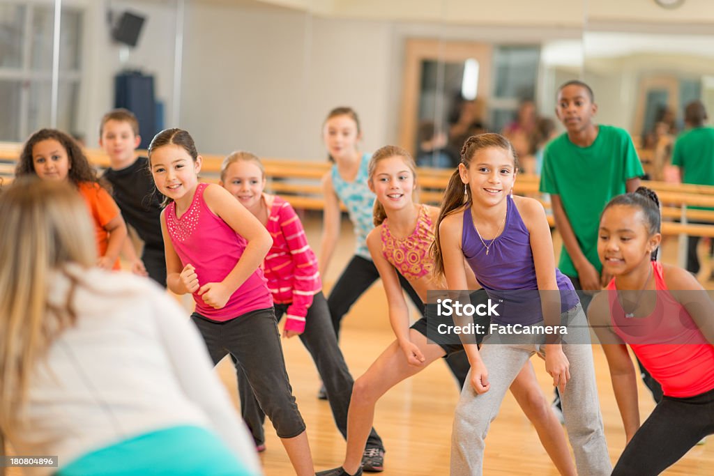 Enfants de la Zumba - Photo de 6-7 ans libre de droits