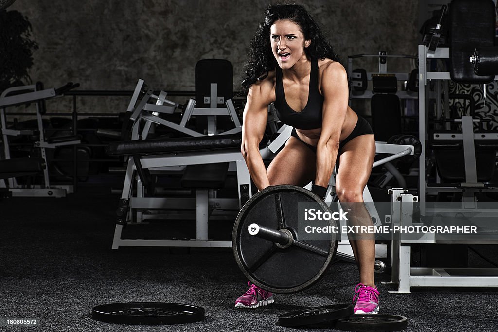 bodybuilder feminino - Foto de stock de Academia de ginástica royalty-free