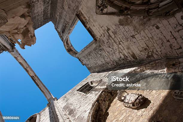 Carmo Kościół Ruiny W Lizbonie Portugalia - zdjęcia stockowe i więcej obrazów Architektura - Architektura, Bez ludzi, Chiado