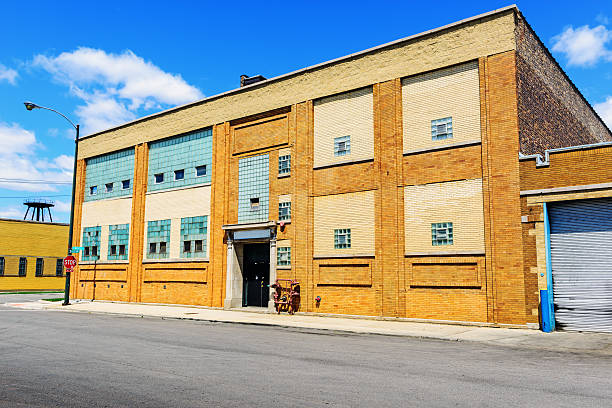 istock Vintage Chicago Factory Building 180807313