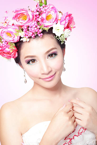istock Beauty bride smile face with Professional Makeup 180807643