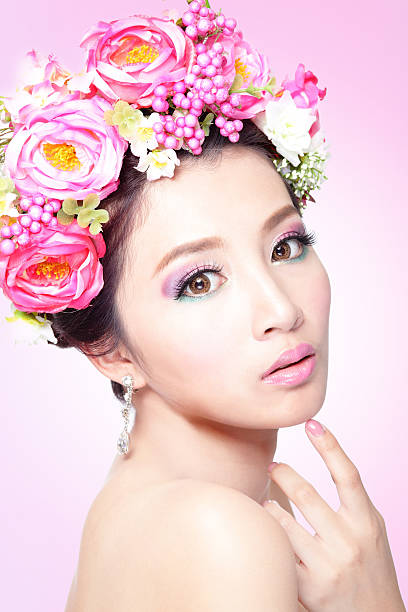 istock Beauty bride smile face with Professional Makeup 180808088