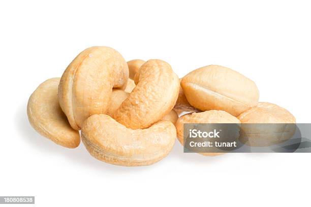 Cashews Foto de stock y más banco de imágenes de Alimento - Alimento, Anacardo, Fondo blanco