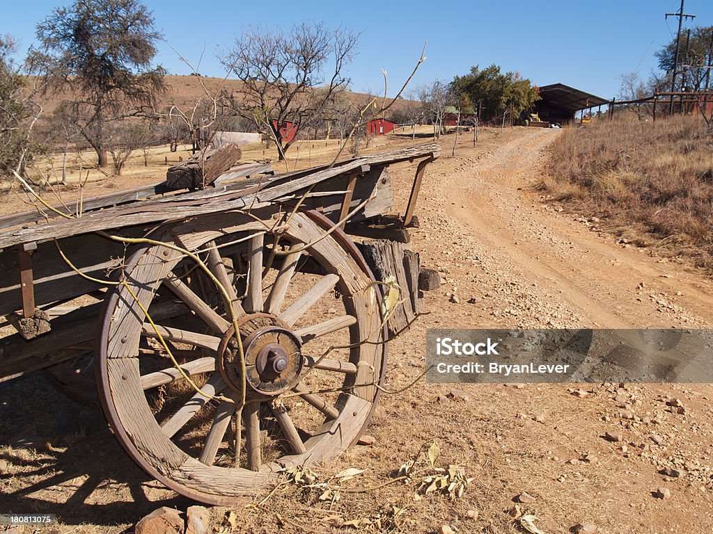 Old Wagon - Foto de stock de Abandonado libre de derechos