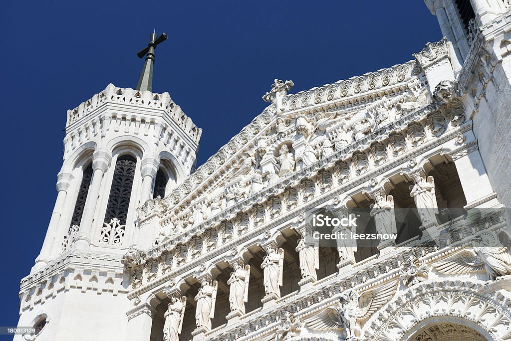 Basílica de Notre-Dame de fourvie ̀ está en Lyon, Francia - Foto de stock de Aire libre libre de derechos