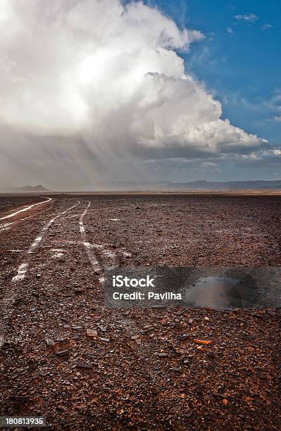 Tempestade No Deserto Marroquino África - Fotografias de stock e mais imagens de Ao Ar Livre - Ao Ar Livre, Arco-Íris, Azul