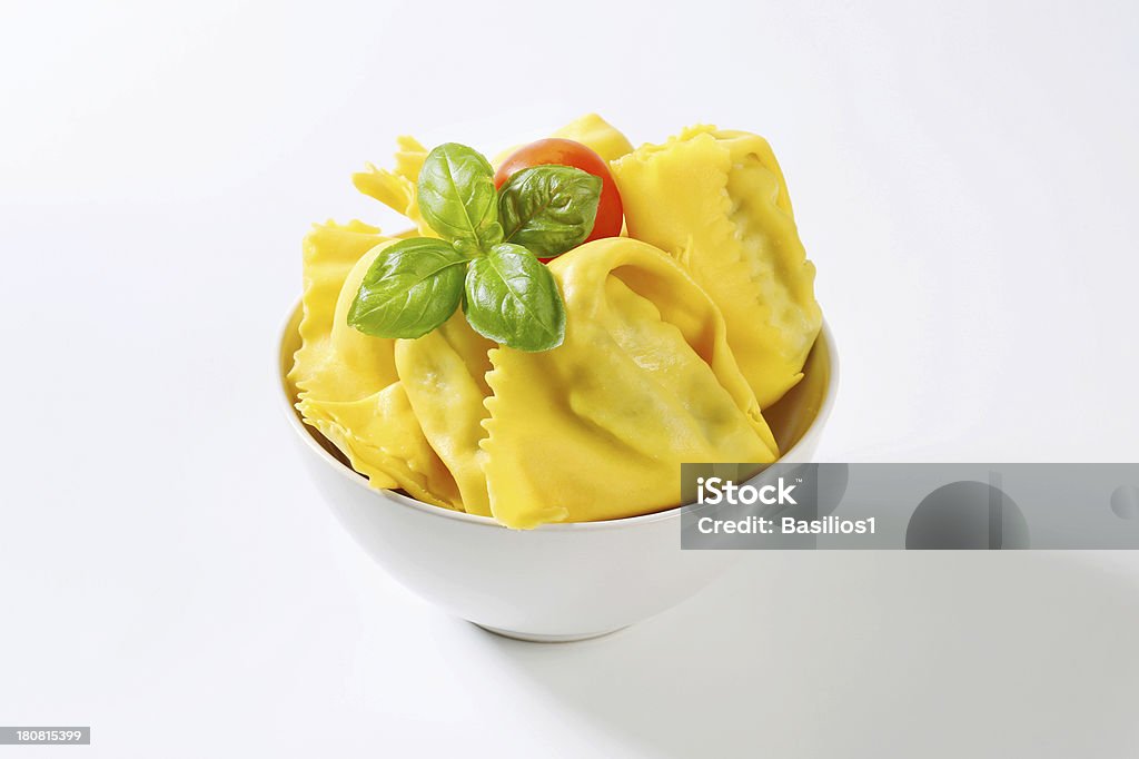 Bol de tortellini italien - Photo de Aliment libre de droits