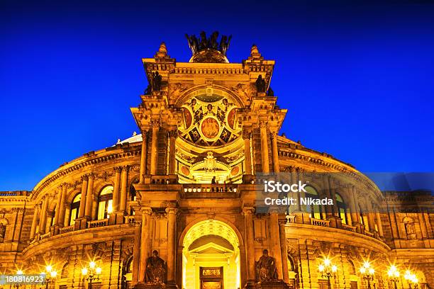 Semper Opera House Dresda Germania - Fotografie stock e altre immagini di Ambientazione esterna - Ambientazione esterna, Architettura, Arte, Cultura e Spettacolo