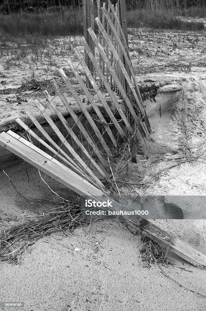 Beach Erosion - Lizenzfrei Beschädigt Stock-Foto