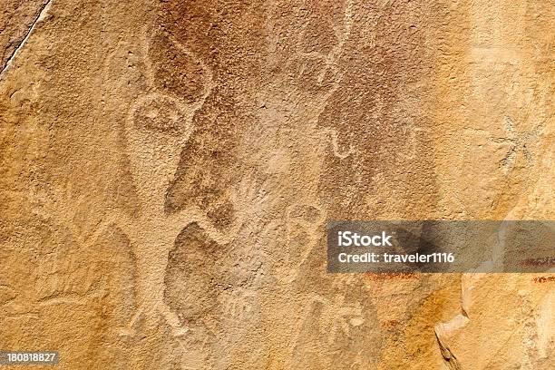 Petroglyph Z Dinosaur National Monument W Stanie Utah W Usa - zdjęcia stockowe i więcej obrazów Chronić