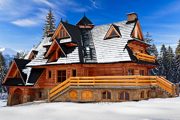 istock New Residential Home in winter 180819668