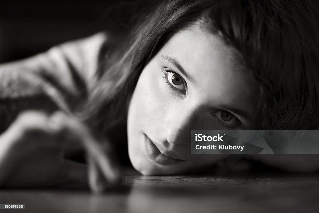 Portrait d'une jeune femme - Photo de Abstrait libre de droits