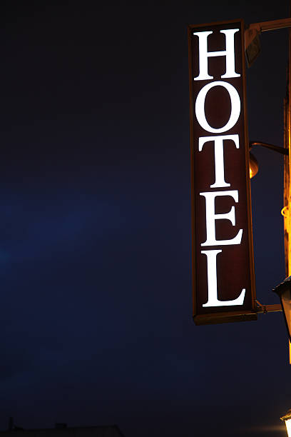istock Hotel sign in Paris 180821629