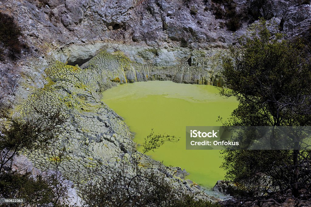 Devils banho, Sulfato de cobre cor de água, reserva termal de Waiotapu - Royalty-free Ao Ar Livre Foto de stock