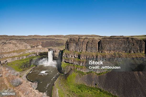 Photo libre de droit de Palouse Falls banque d'images et plus d'images libres de droit de Amérique du Nord - Amérique du Nord, Basalte, Beauté de la nature