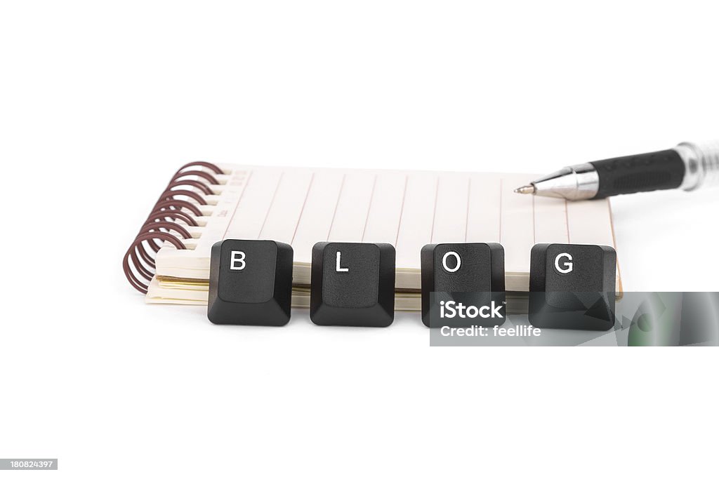 blog teclado e notebook isolado no fundo branco - Foto de stock de Bloco Espiral royalty-free