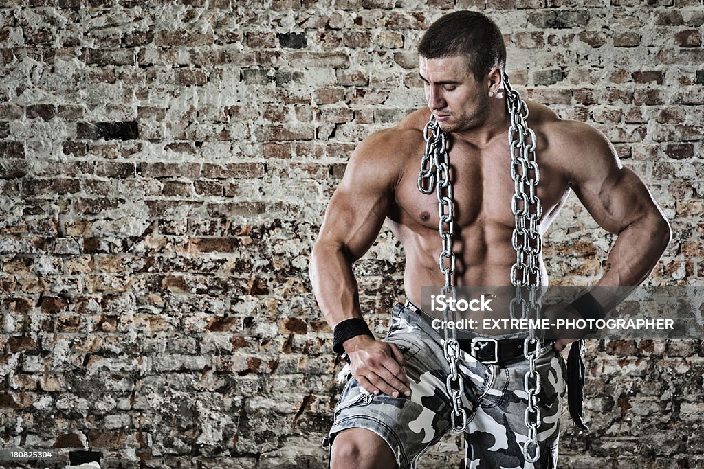Bodybuilder Chain Bodybuilder With Chains Stock Photo - Download Image Now - Active ...