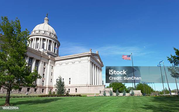 Edificio Del Capitolio Del Estado De Oklahoma Foto de stock y más banco de imágenes de Capitolio estatal - Capitolio estatal, Oklahoma, Oklahoma City