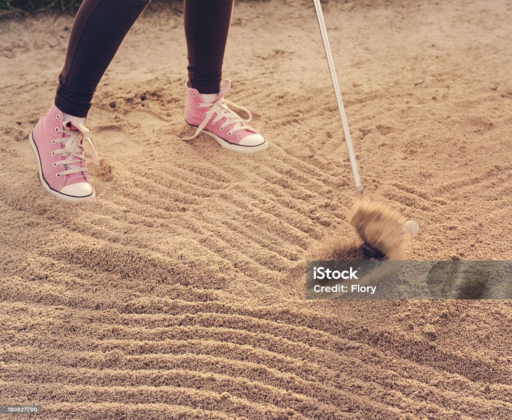 Balanço de golfe, adolescente de sandtrap - Royalty-free Adolescente Foto de stock