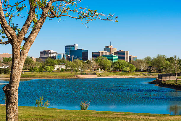 istock Midland Texas skyline cityscape and lake 180827818