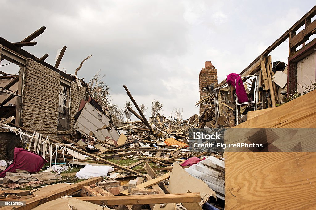 Demolido de Tornado - Foto de stock de Oklahoma royalty-free