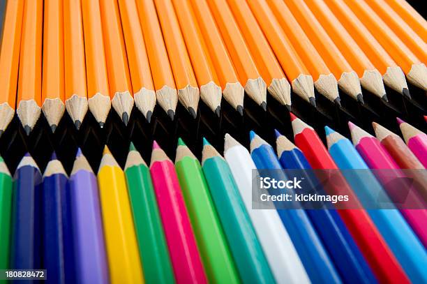 Photo libre de droit de Colorpencils Et Crayons banque d'images et plus d'images libres de droit de Arranger - Arranger, Art, Art et Artisanat