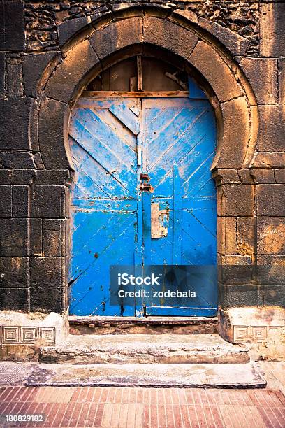 Azul Porta Tradicionais De Marrocos - Fotografias de stock e mais imagens de Marrocos - Marrocos, Cultura Marroquina, Porta
