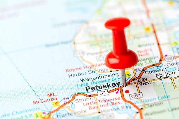 istock US capital cities on map series: Petoskey, MI 180830930