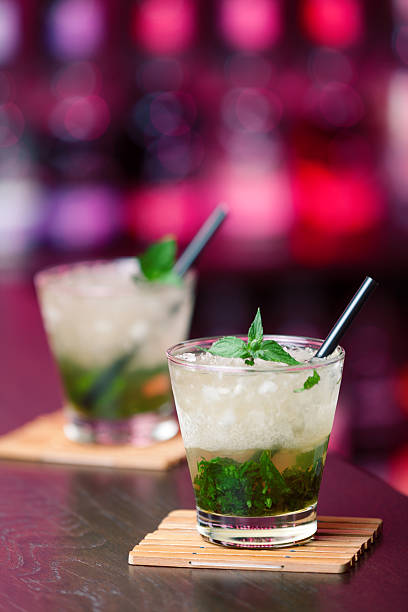 istock Cocktails collection - Mint Julep 180831028