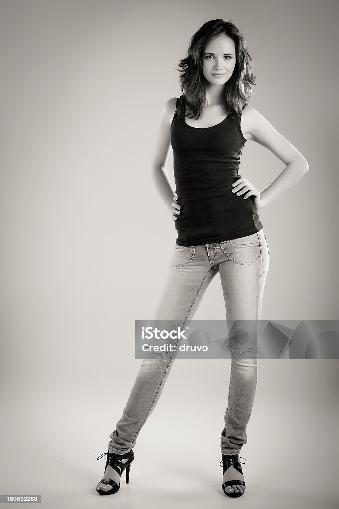 매력적인 젊은 여자 - 로열티 프리 20-24세 스톡 사진