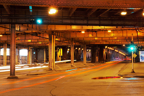 istock Lower Deck, Michigan Avenue Bridge, Chicago 180833620