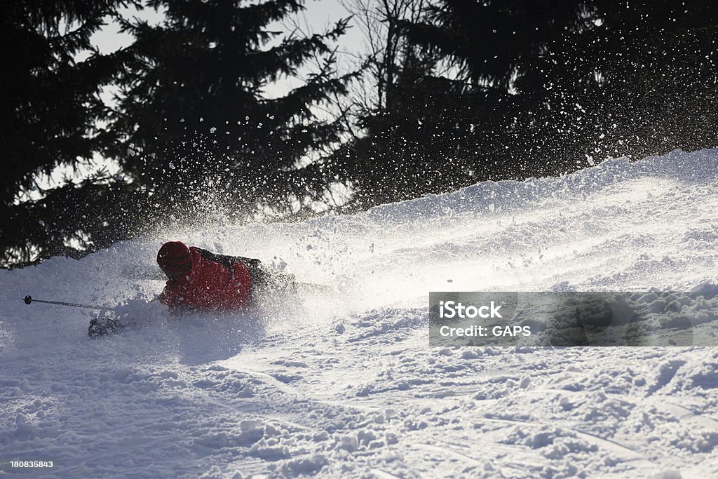 Skifahren Unfall auf der Skipiste - Lizenzfrei Fallen Stock-Foto