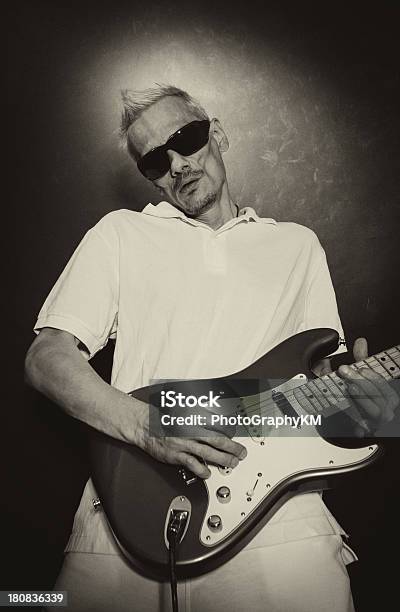 Bluesmen - Fotografie stock e altre immagini di Adulto - Adulto, Arte, Cultura e Spettacolo, Bianco