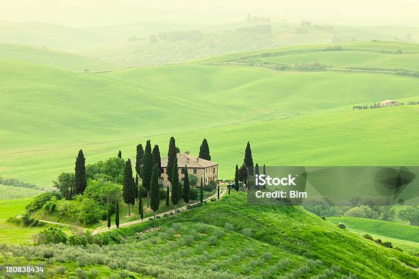 Toskanische Landschaft Stockfoto und mehr Bilder von Ranch - Ranch, Toskana - Italien, Agrarbetrieb