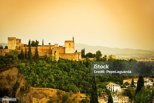 Piękny Widok Na Alhambrahiszpania - zdjęcia stockowe i więcej obrazów Andaluzja - Andaluzja, Alhambra - Hiszpania, Antyczny