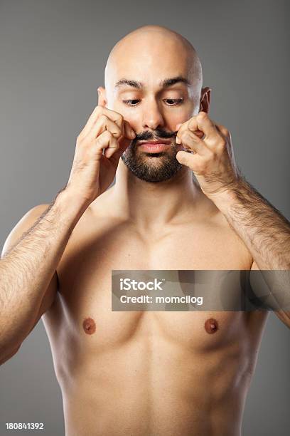 Anpassen Der Schnurrbart Stockfoto und mehr Bilder von Anpassen - Anpassen, Bart, Berühren
