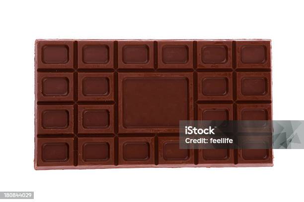 Chocolate Isolado Em Fundo Branco - Fotografias de stock e mais imagens de Alimentação Não-saudável - Alimentação Não-saudável, Amontoar, Barra de Chocolate