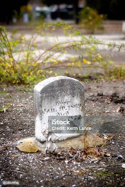 Grave Stock Photo - Download Image Now - Catholicism, Cemetery, Christianity