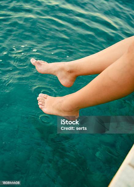 Descansa En El Mar Foto de stock y más banco de imágenes de Actividad - Actividad, Adulto, Agua