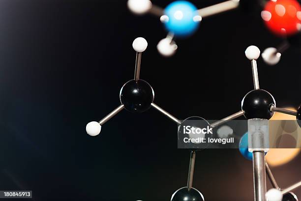 Molecola - Fotografie stock e altre immagini di Atomo - Atomo, Biologia, Chimica