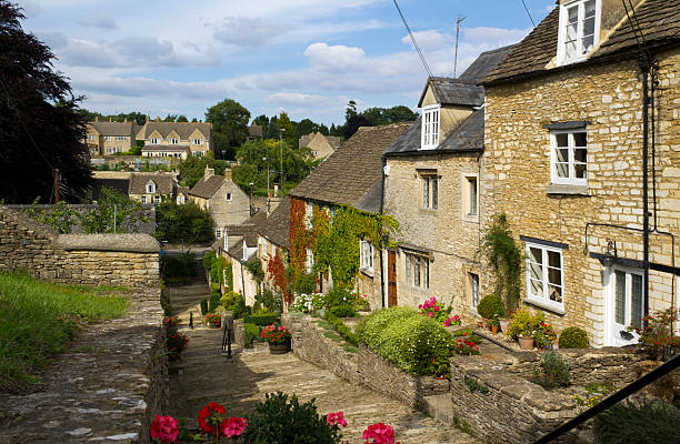 istock Picturesque Cotswolds - Tetbury 180846567